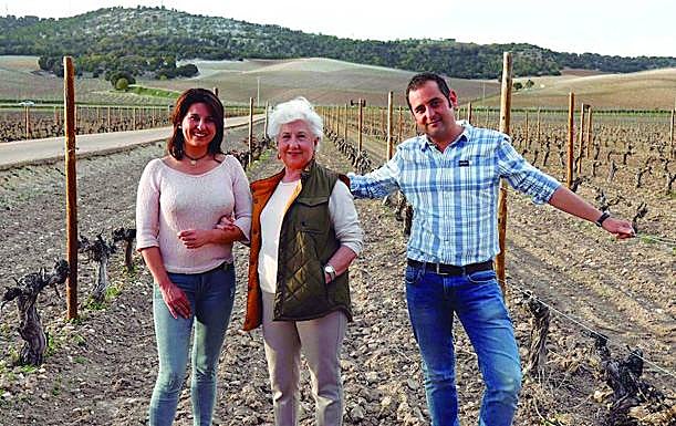 Belén Sanz, Mailuz Cid e Iván Sanz, en Dehesa de los Canónigos. 