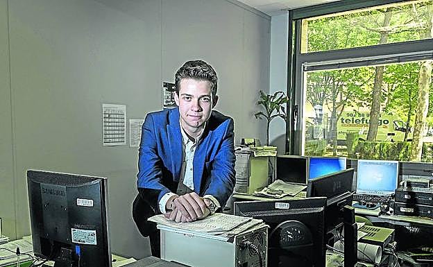 Jaime Gómez Benavente, en un despacho del Instituto Nacional de Estadístic