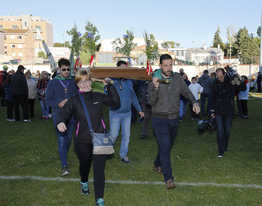 Fotos: San Isidro viaja en globo en Dueñas