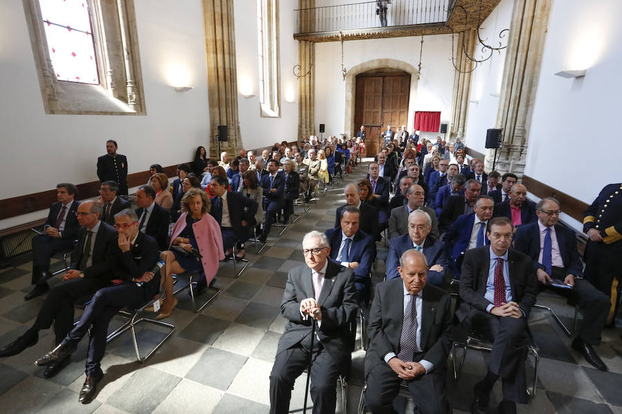 Sesión plenaria de las Cortes en Salamanca