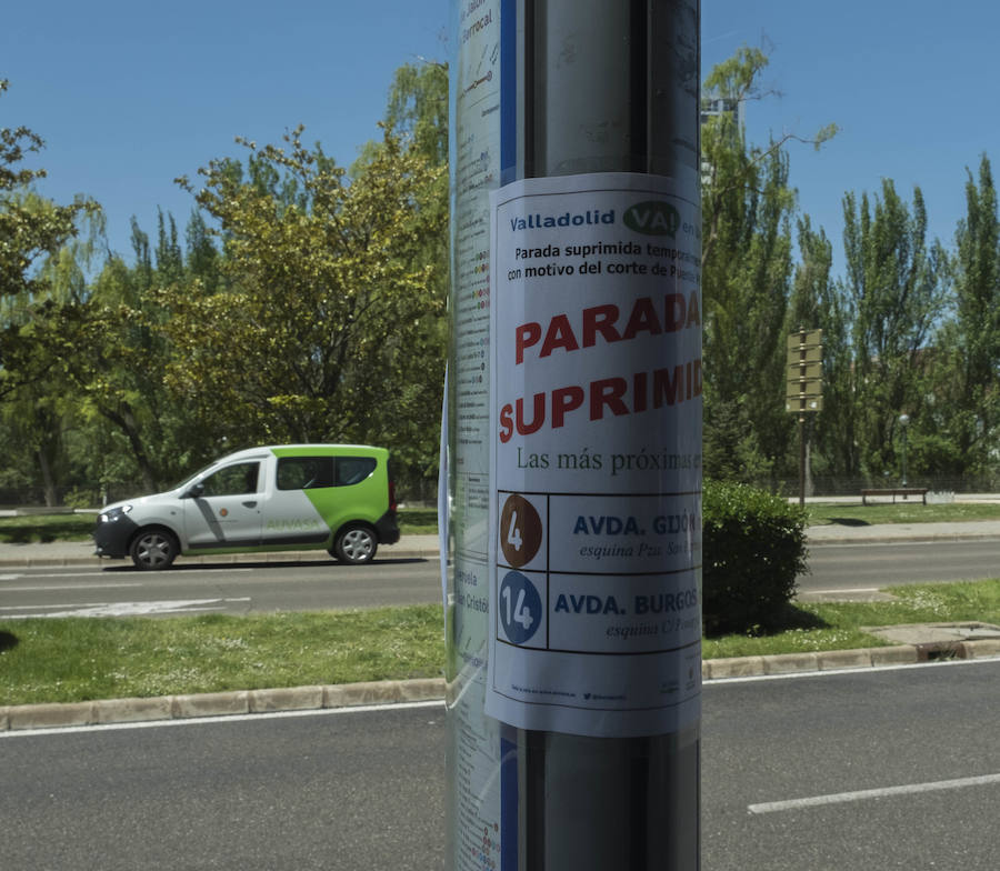 Fotos: El Puente Mayor cierra al tráfico uno de sus carriles