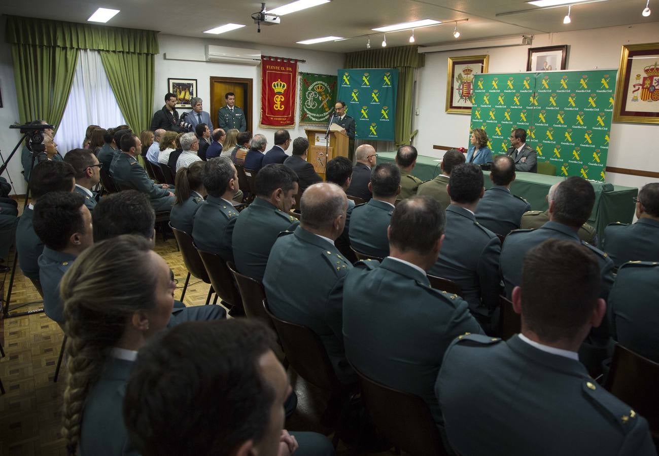 Durante la celebración, que ha tenido lugar en la sede de la Comandancia de Valladolid, el presidente de la Audiencia Provincial, Feliciano Trebolle ha sido condecorado con la Medalla al Mérito de este Cuerpo