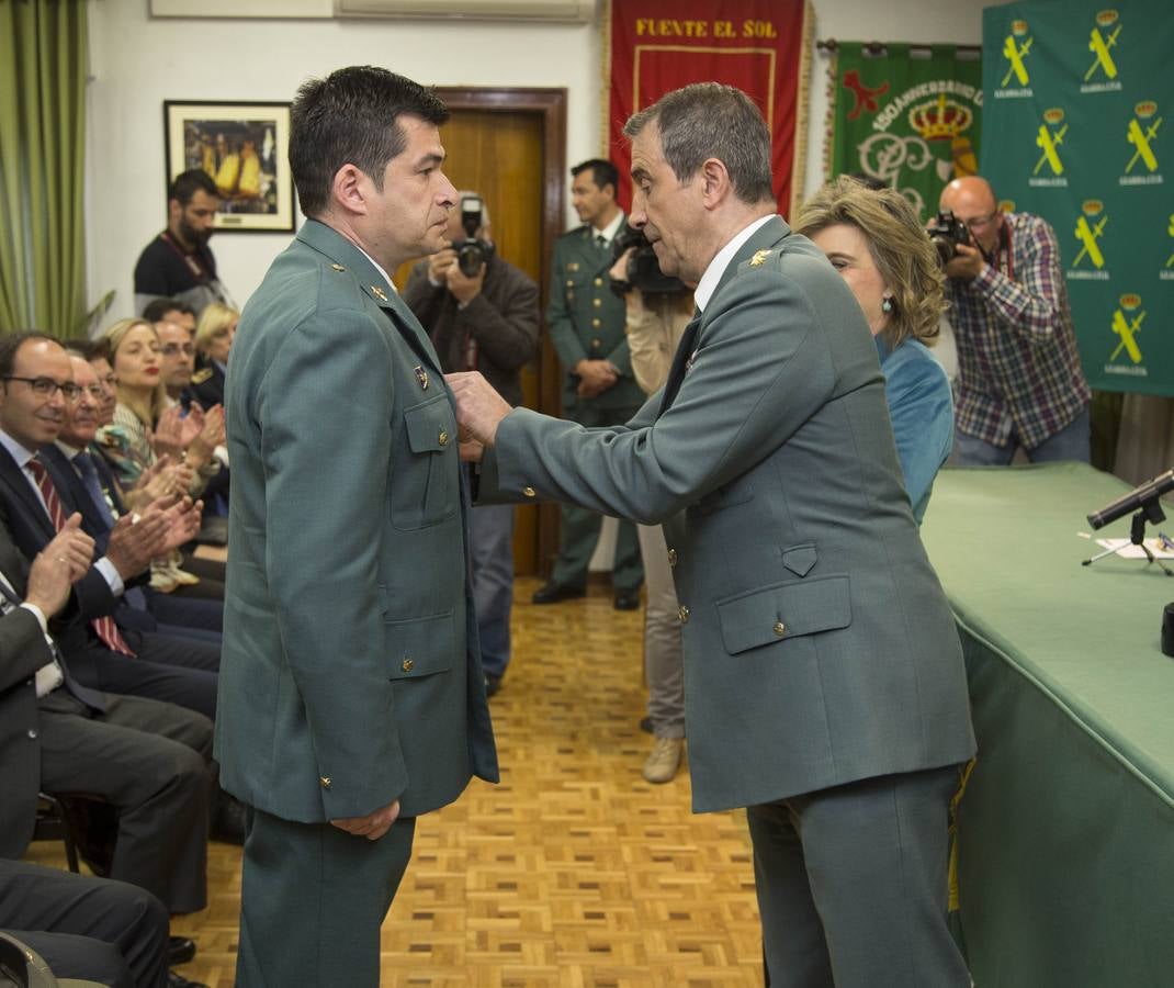 Durante la celebración, que ha tenido lugar en la sede de la Comandancia de Valladolid, el presidente de la Audiencia Provincial, Feliciano Trebolle ha sido condecorado con la Medalla al Mérito de este Cuerpo