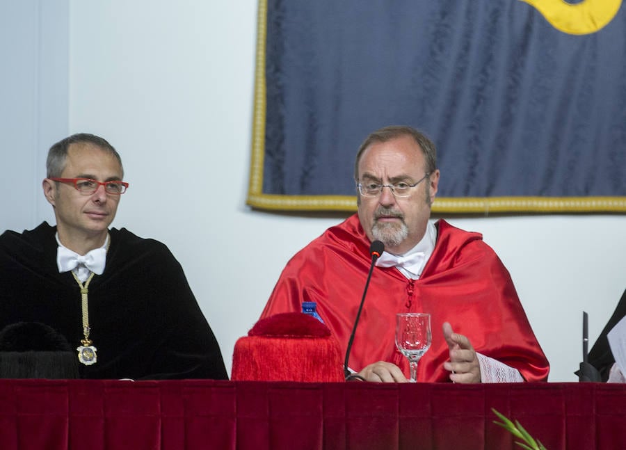 Fotos: Toma de posesión de Antonio Largo como rector de la Uva