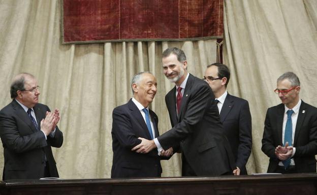 El Rey Felipe VI y el presidente de Portugal, Marcelo Rebelo de Sousa, en la reciente visita de ambos a Salamanca.