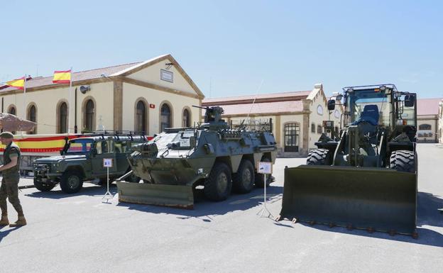 Vehículos expuestos el Día de las Fuerzas Armadas de 2017. 