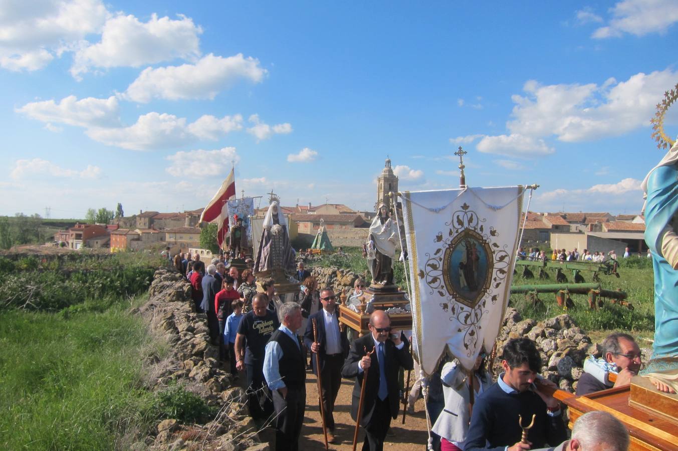 Fotos: Rogativa ante la Virgen del Rosario en Castromonte