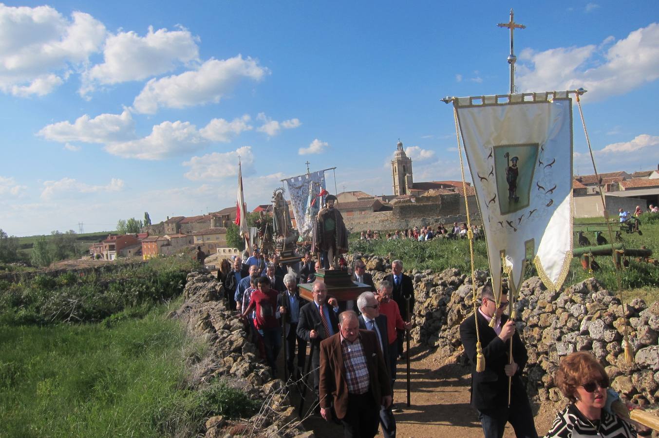 Fotos: Rogativa ante la Virgen del Rosario en Castromonte