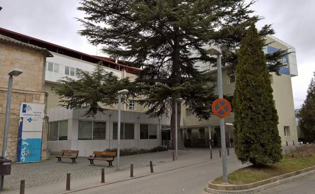 Hospital Santos reyes Católicos de Aranda de Duero, donde ha sido atendido el herido en el accidente. 