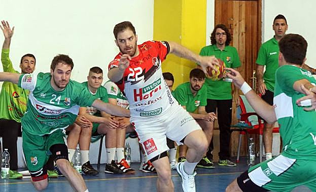 Llopis fue el máximo anotador con seis goles.