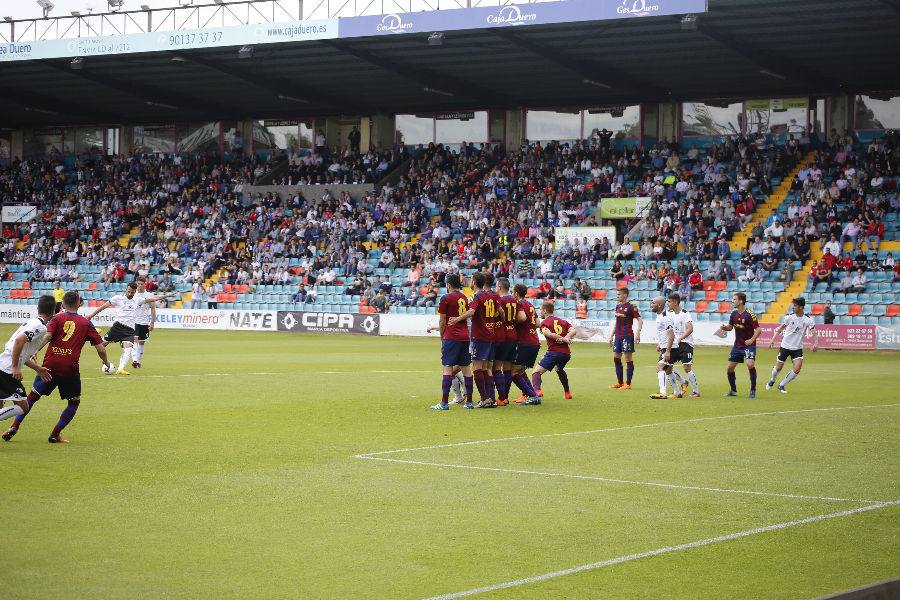 Fotos: CF Salmantino-UD Poblense