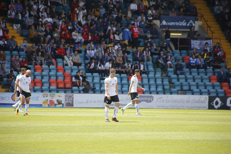 Fotos: CF Salmantino-UD Poblense