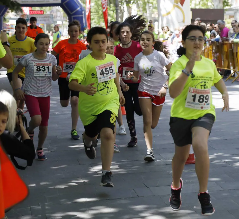 Fotos: Carrera dolidaria de FEAFES en Palencia