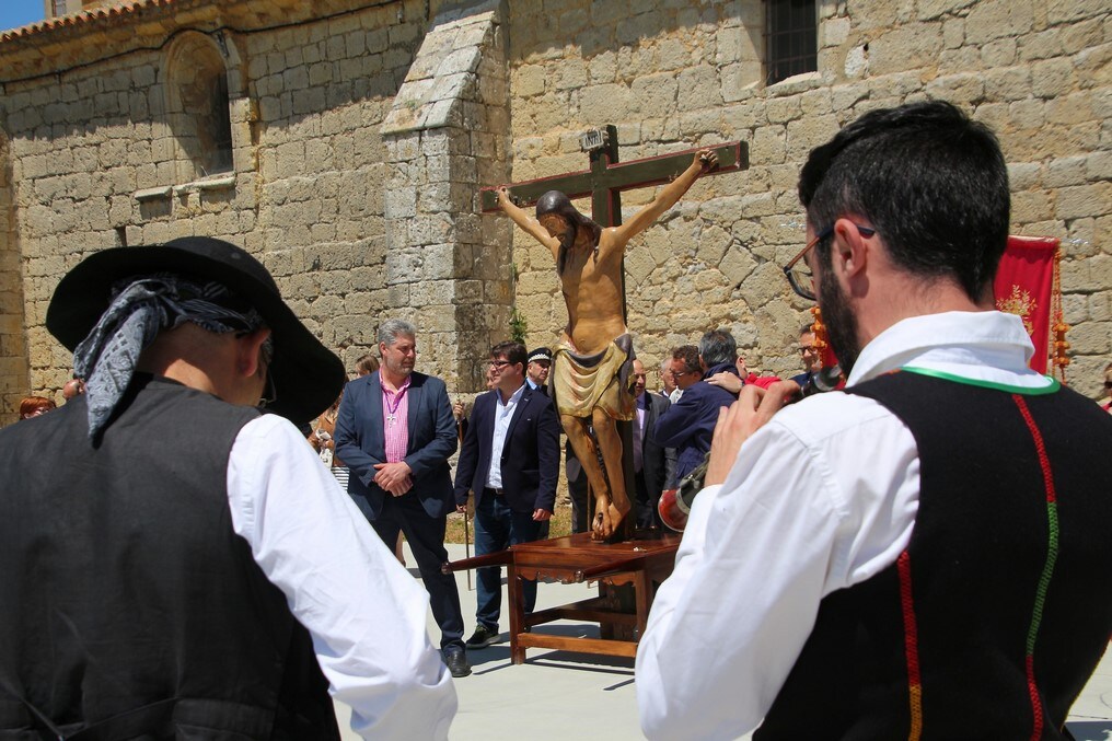 Fotos: Procesión del Cristo de las Aguas en Palacios de Campos
