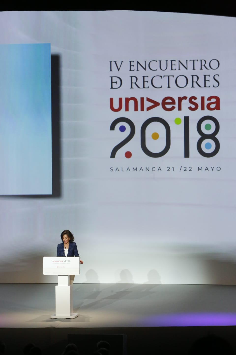 Fotos: Felipe VI inaugura el encuentro de rectores Uiversia en Salamanca