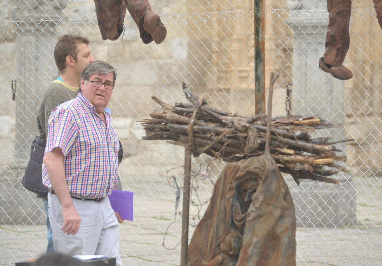 56 compañías desfilarán desde hoy y hasta el próximo domingo con actuaciones que van desde el mero espectáculo de entretenimiento hasta la denuncia de temas tan profundos como la emigración, la lucha de clases...