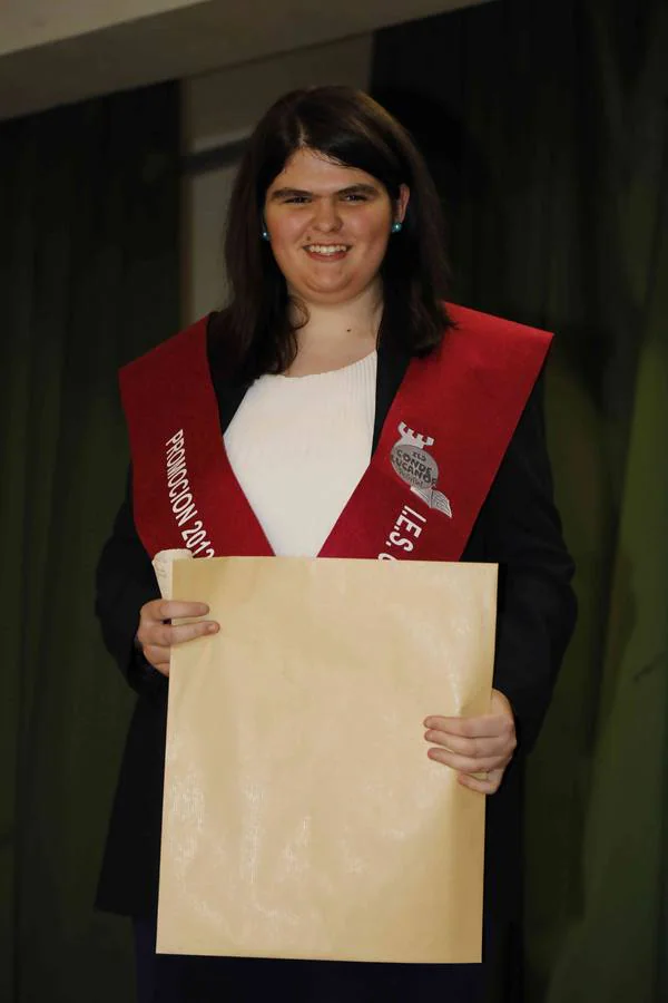 Fotos: Graduación de los alumnos de Bachillerato del IES Conde Lucanor de Peñafiel