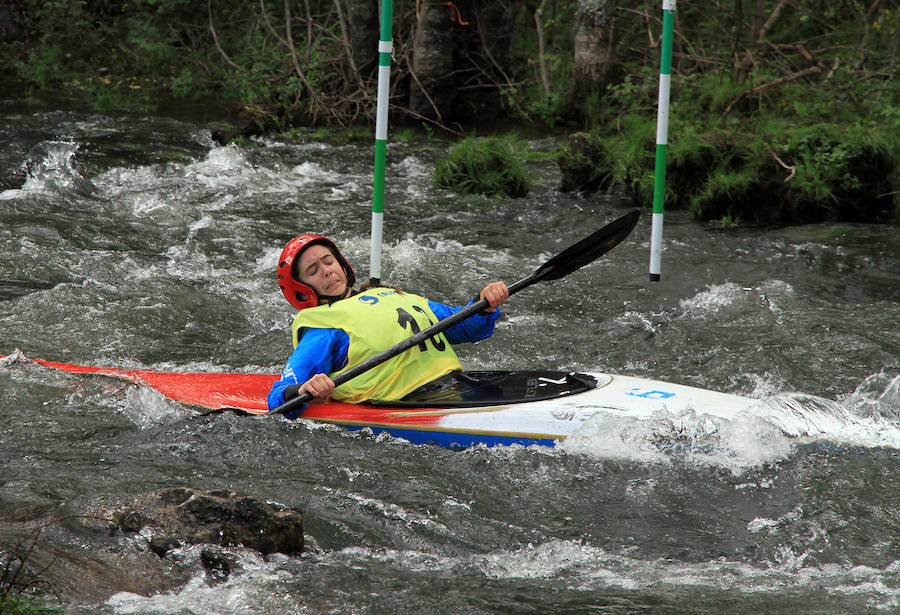 Fotos: Copa de Castilla y León de piragüismo de slalom y descenso