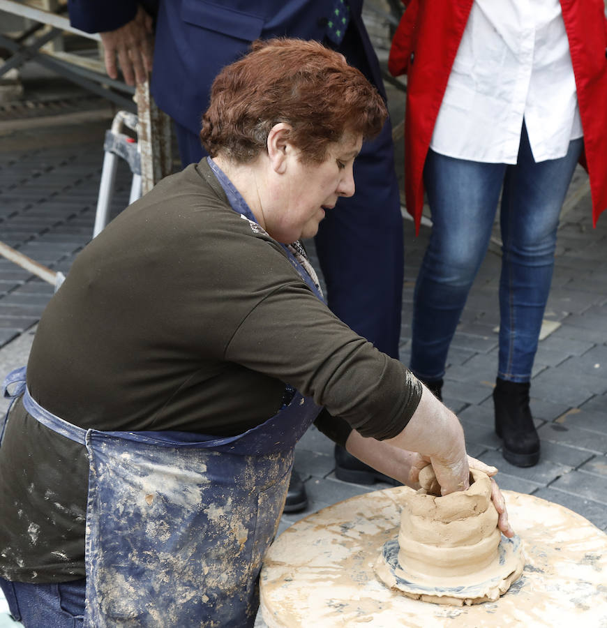 Fotos: Cerámica en la Feria Chica