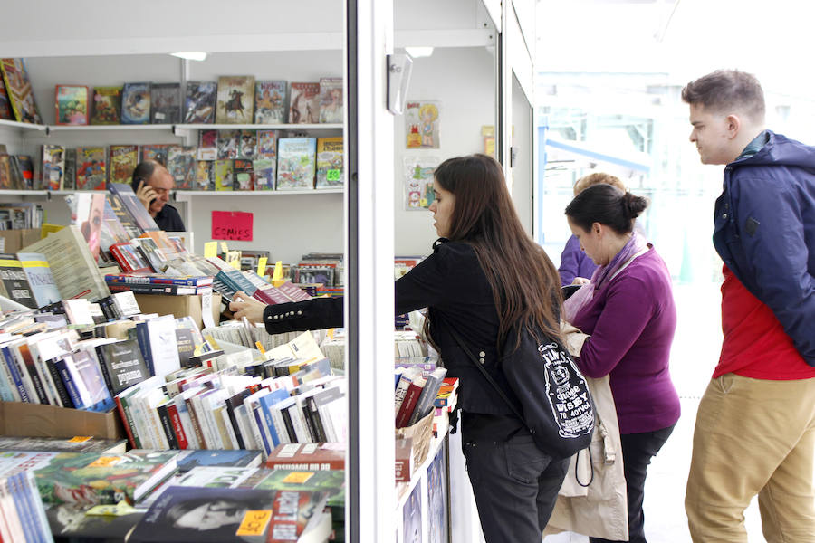 Fotos: XXVI Feria del libro antiguo y de ocasión de Palencia