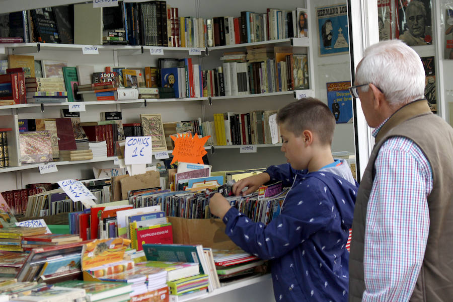 Fotos: XXVI Feria del libro antiguo y de ocasión de Palencia