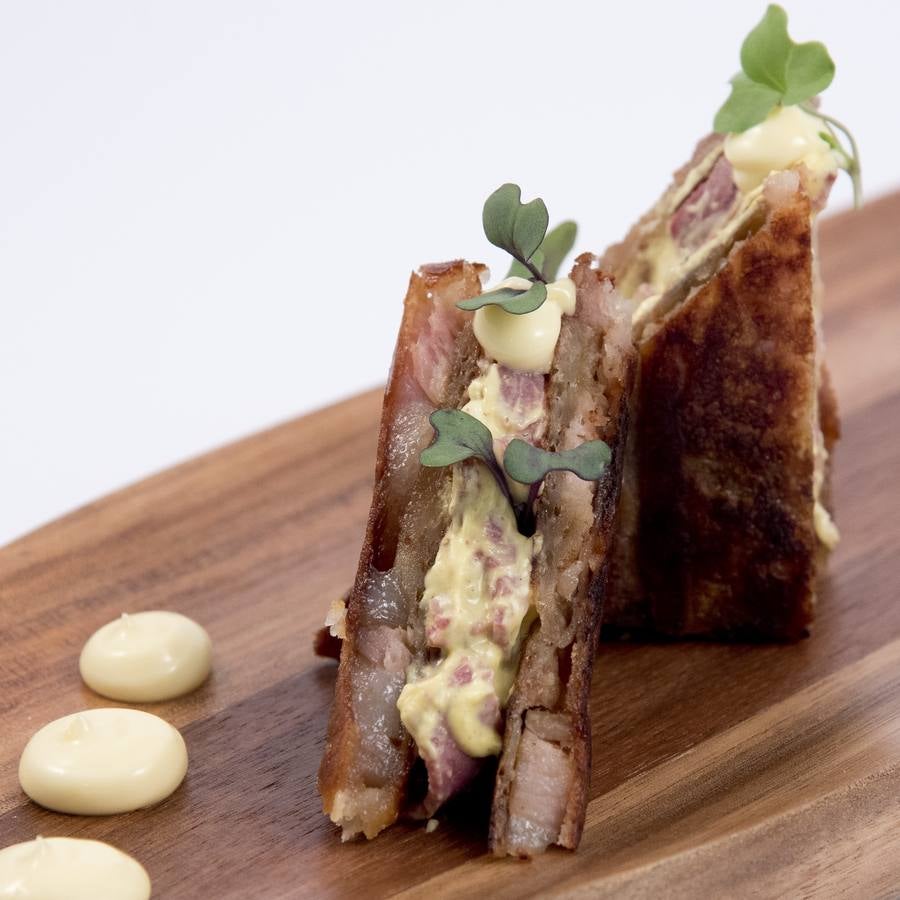 La Teta y la Luna. Versión de pastrani. 