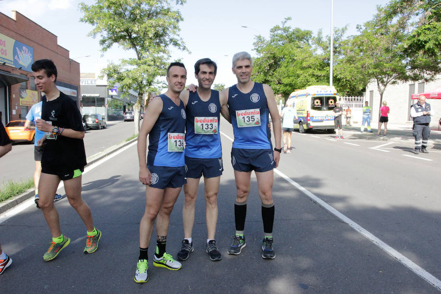 El triatleta vasco Gorka Lucena y la salmantina Lourdes Lobato se han impuesto en el XXI Cross Policía Local de Salamanca que se ha celebrado sobre un recorrido de algo más de 9 kilómetros