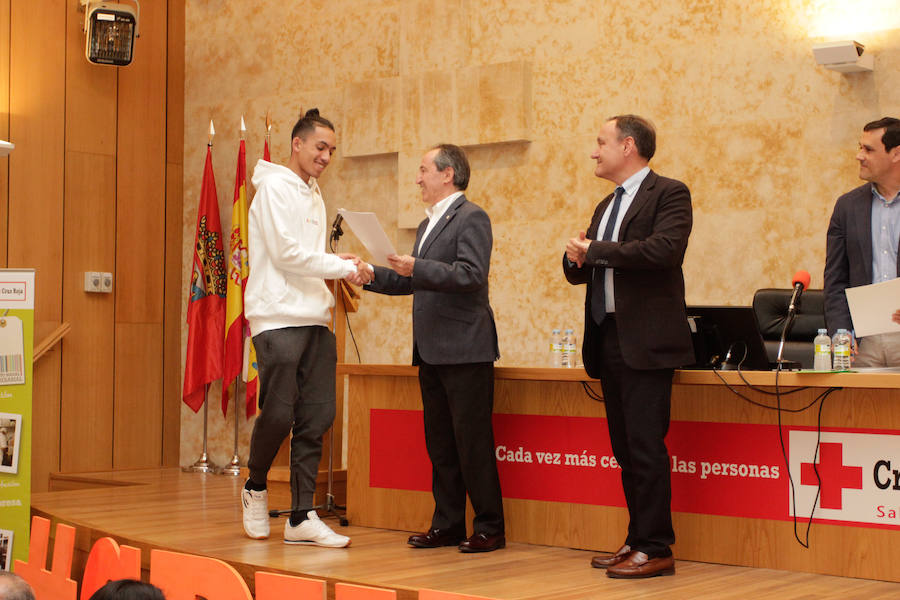 Fotos: Entrega de premios de la clausura de Cursos de Cruz Roja