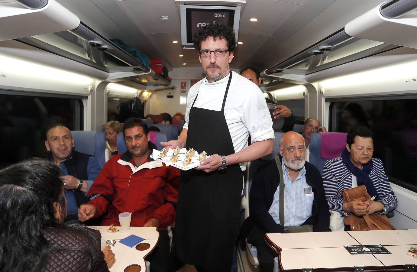 En un Avant con destino a Madrid-Chamartín, el equipo ofreció una degustaciónde pinchos a bordo