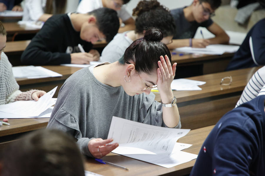 Un total de 2.529 estudiantes formalizó su matrícula para realizar la Evaluación de Bachillerato para el Acceso a la Universidad (EBAU) en la convocatoria de junio en el distrito universitario de Salamanca