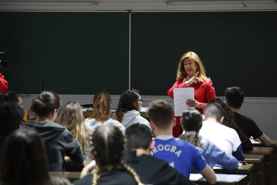 Un total de 2.529 estudiantes formalizó su matrícula para realizar la Evaluación de Bachillerato para el Acceso a la Universidad (EBAU) en la convocatoria de junio en el distrito universitario de Salamanca