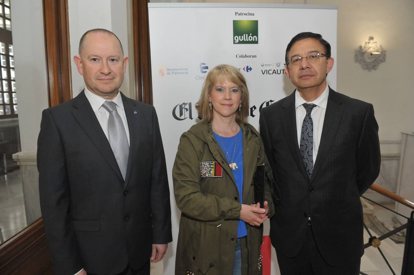 Fernando Alonso, Conchi Gordón y Mario Hernández.