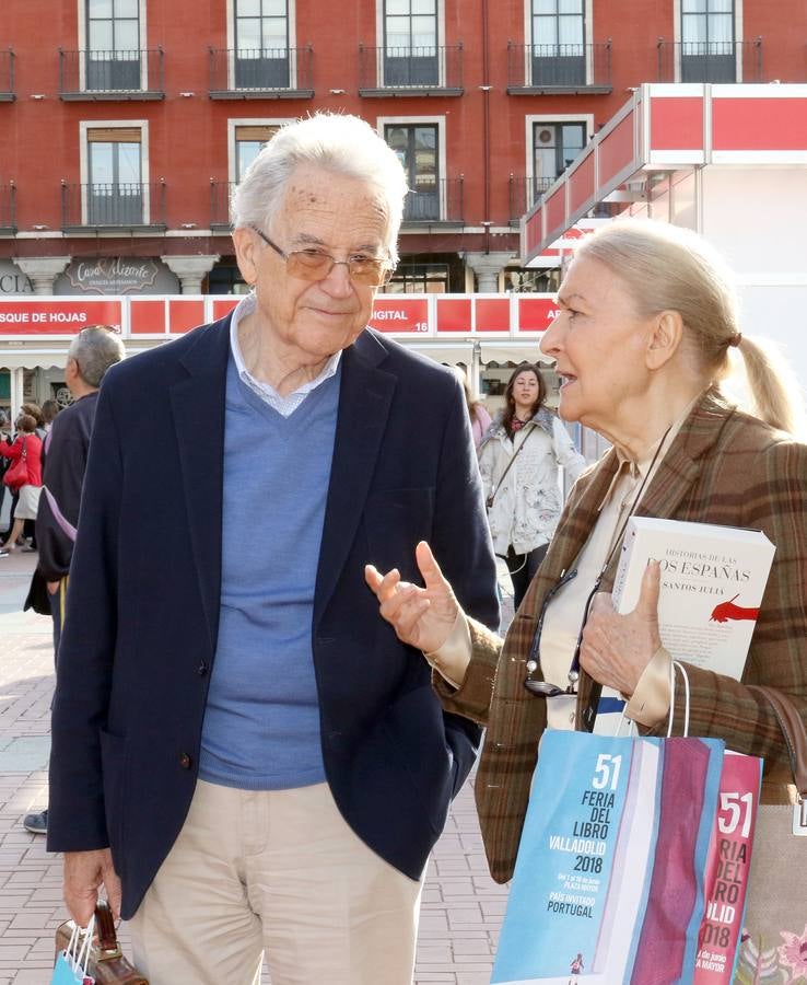 Fotos: Javier Sierra y Santos Juliá en la feria del Libro de Valladolid