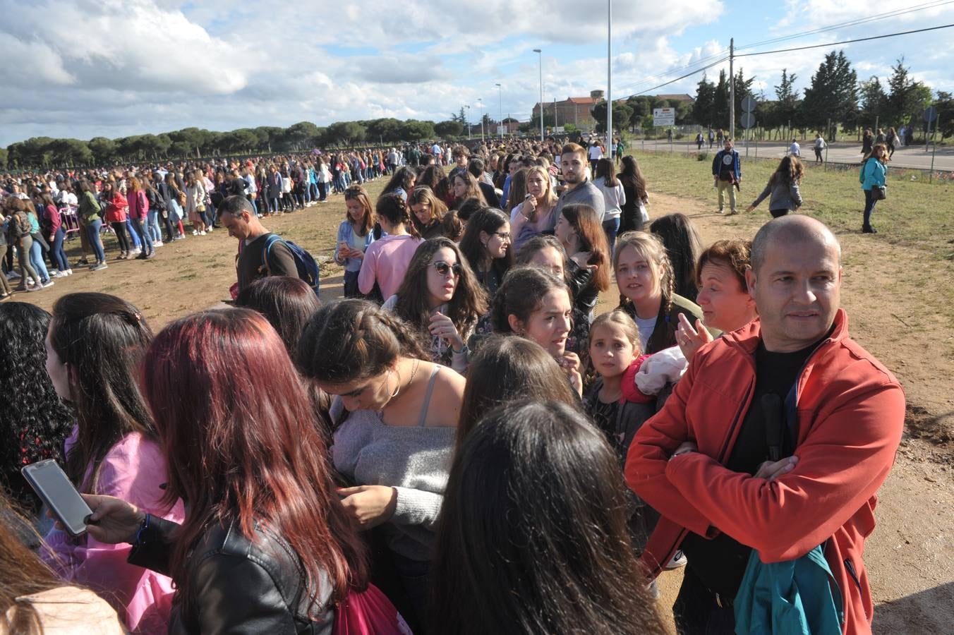 Fotos: Asistentes al concierto de Operación Triunfo en Valladolid (1/2)