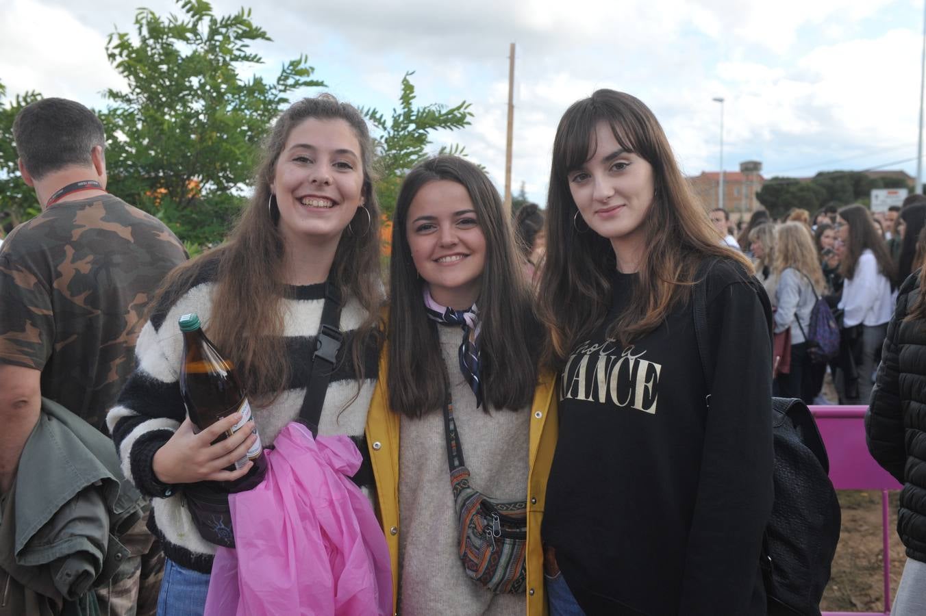 Fotos: Asistentes al concierto de Operación Triunfo en Valladolid (1/2)