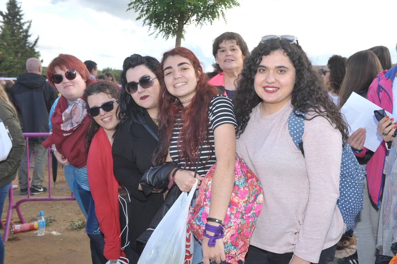 Fotos: Asistentes al concierto de Operación Triunfo en Valladolid (1/2)