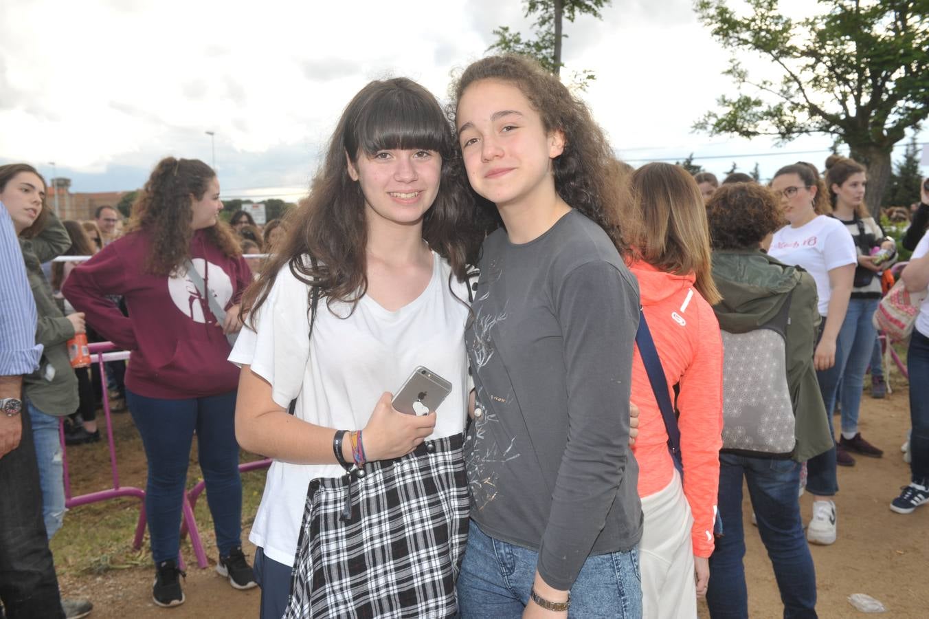 Fotos: Asistentes al concierto de Operación Triunfo en Valladolid (1/2)