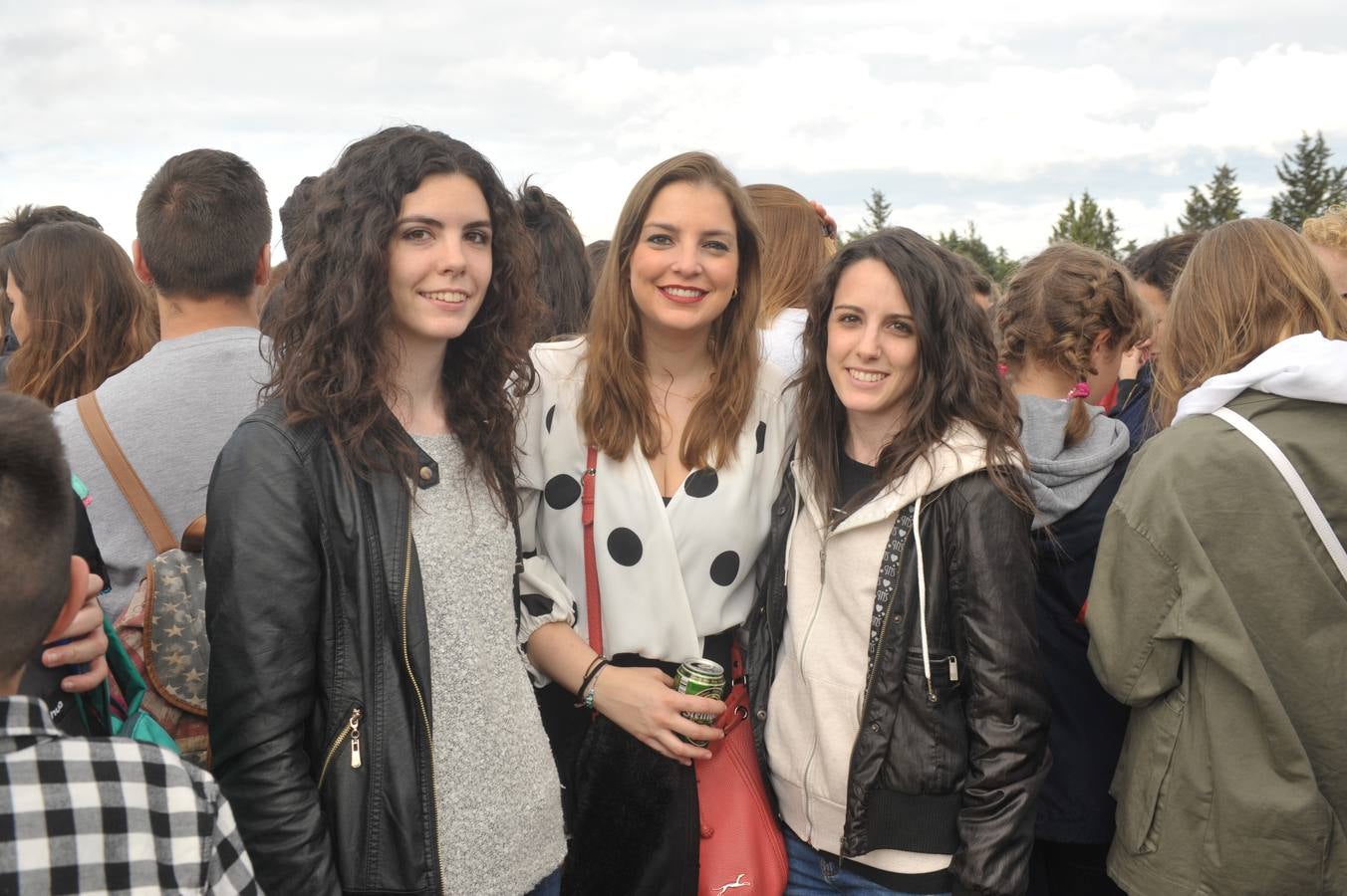 Fotos: Asistentes al concierto de Operación Triunfo en Valladolid (1/2)