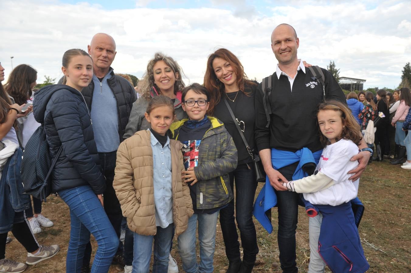 Fotos: Asistentes al concierto de Operación Triunfo en Valladolid (1/2)