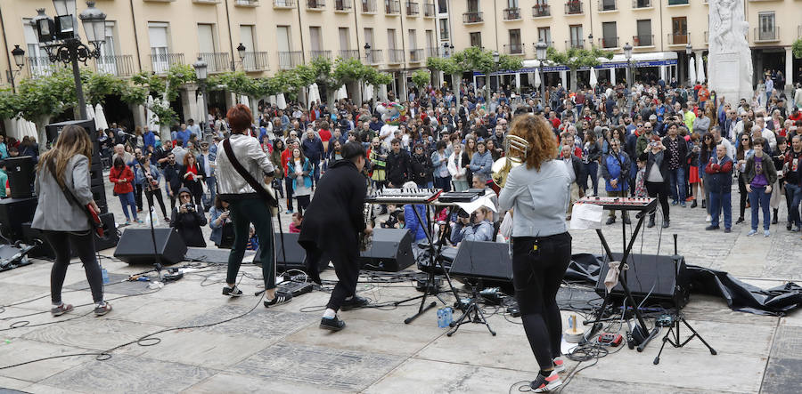 Fotos: Multitudinaria jornada de sábado en el Palencia Sonora