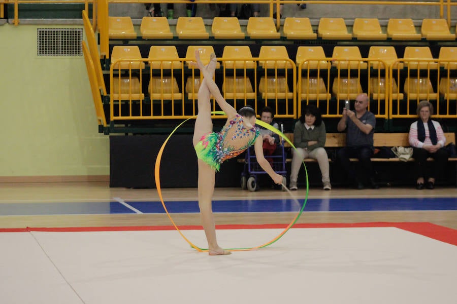 Gimnasia rítmica, tenis de mesa, piragüismo o calva, fueron algunas de las actividades festivas promovidas por el Ayuntamiento