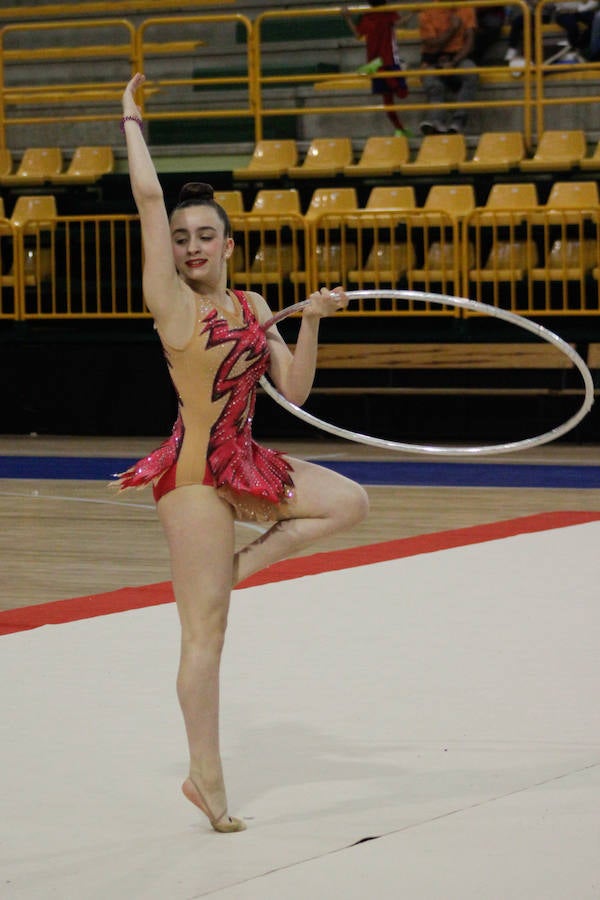 Gimnasia rítmica, tenis de mesa, piragüismo o calva, fueron algunas de las actividades festivas promovidas por el Ayuntamiento