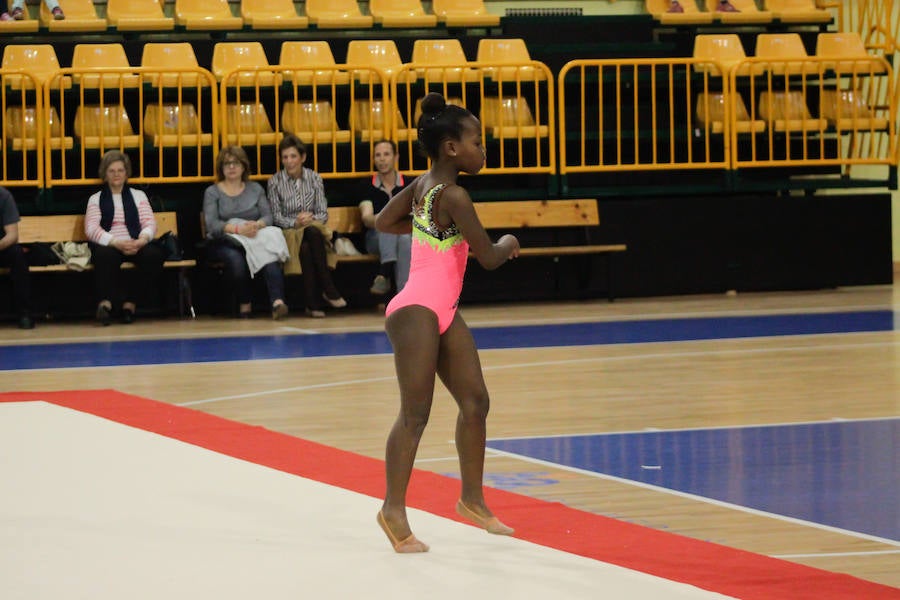 Gimnasia rítmica, tenis de mesa, piragüismo o calva, fueron algunas de las actividades festivas promovidas por el Ayuntamiento