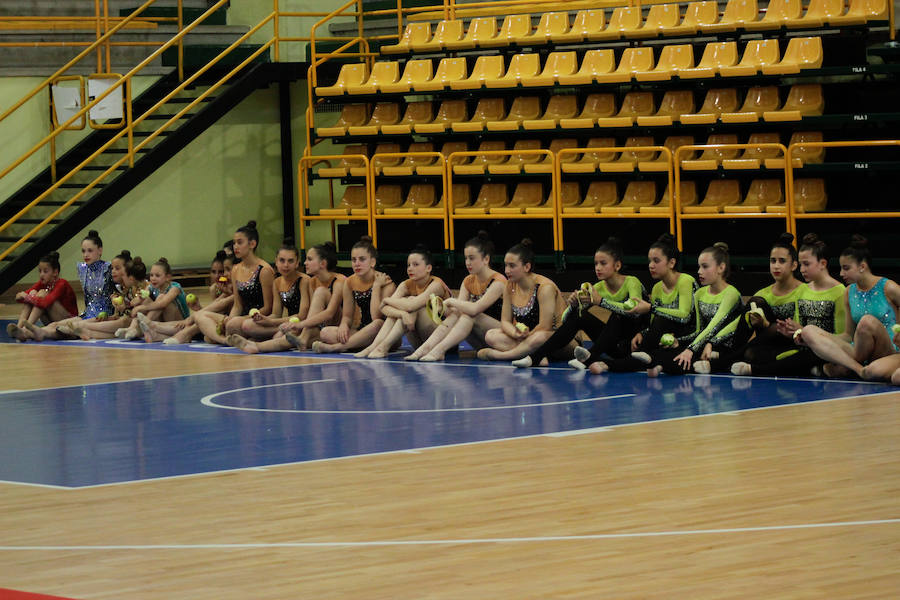 Gimnasia rítmica, tenis de mesa, piragüismo o calva, fueron algunas de las actividades festivas promovidas por el Ayuntamiento