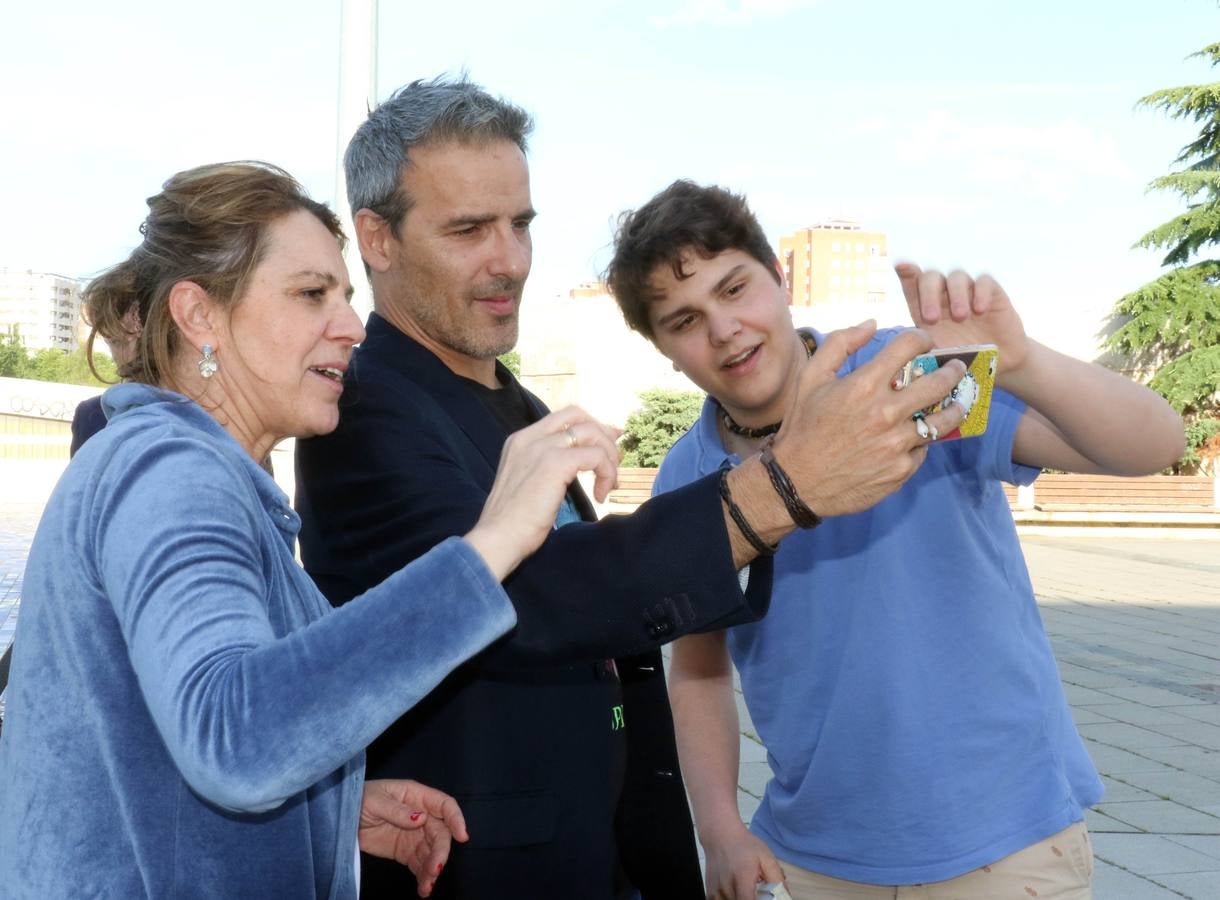 El finalista del Global Teacher Prize presentó su libro '¿Cuánto pesan las nubes?' en el Museo de la Ciencia de Valladolid