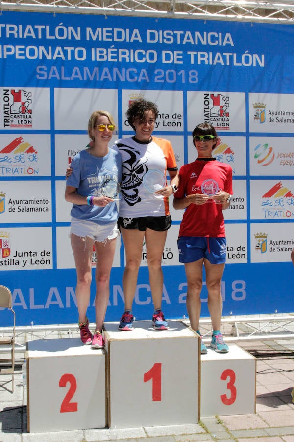 Salamanca se ha enganchado al triatlón. La capital charra acogió esta mañana la cuarta edición del Triatlón de Media Distancia, considerado además 'Campeonato Ibérico' por la importante presencia de triatletas lusos