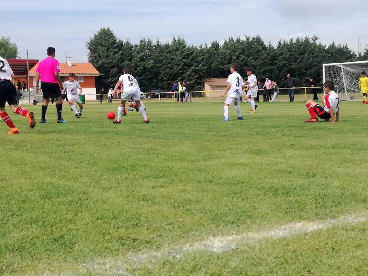 Fotos: Torquemada se rinde al fútbol