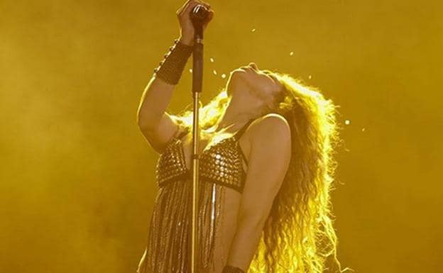 Shakira en uno de sus conciertos de la gira. 