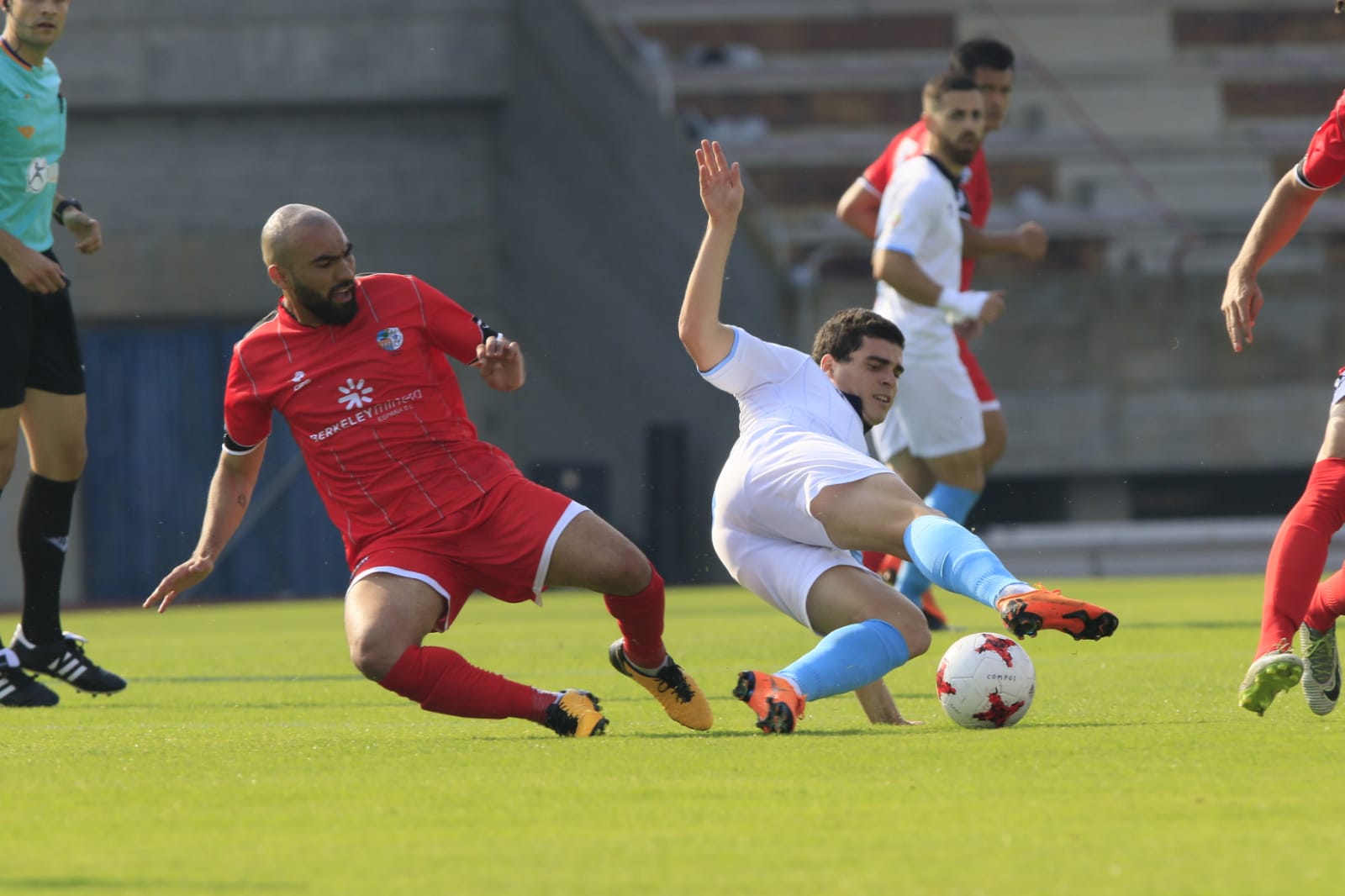 Fotos: El Salmantino asciende a Segunda B