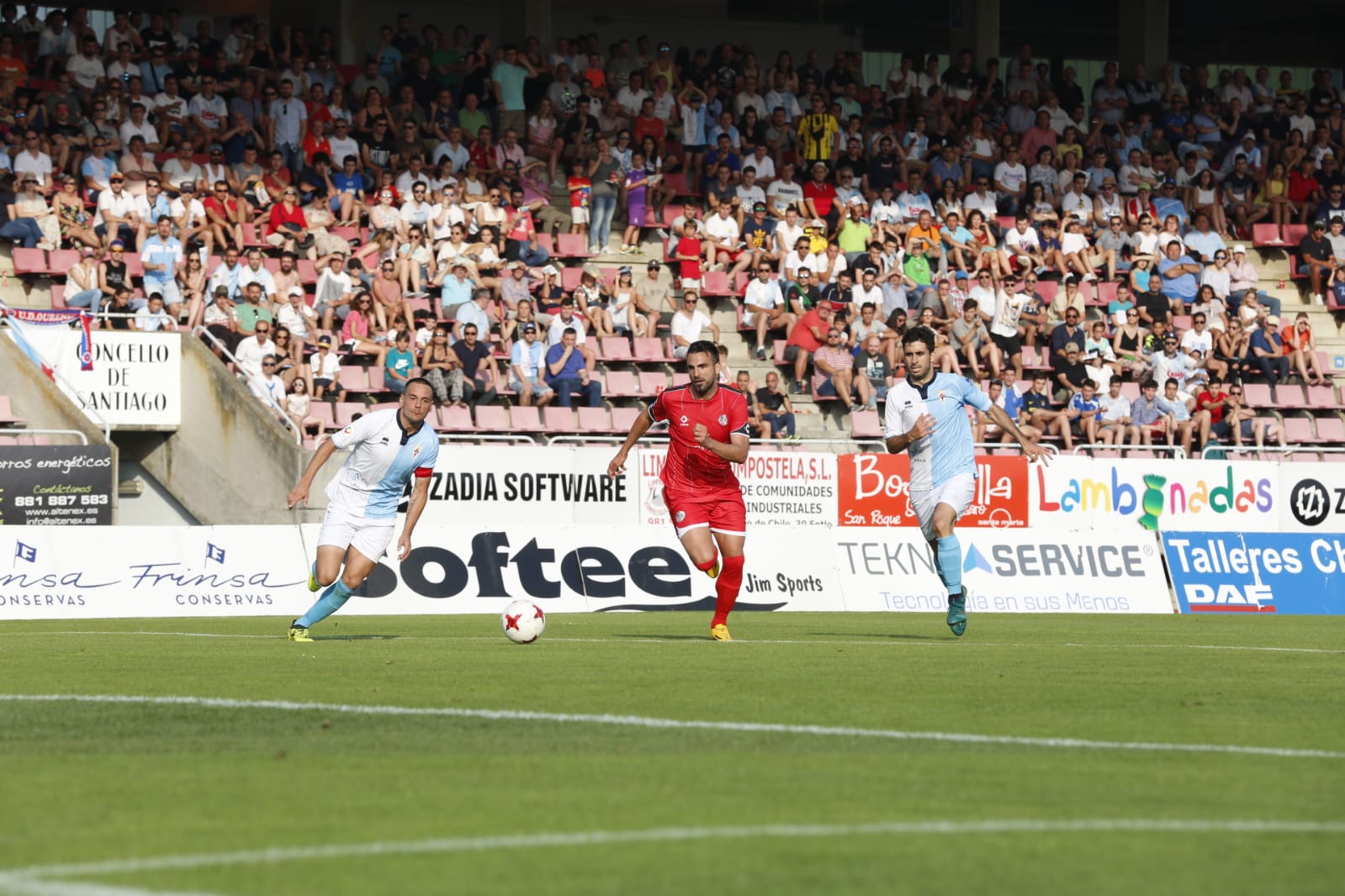 Fotos: El Salmantino asciende a Segunda B